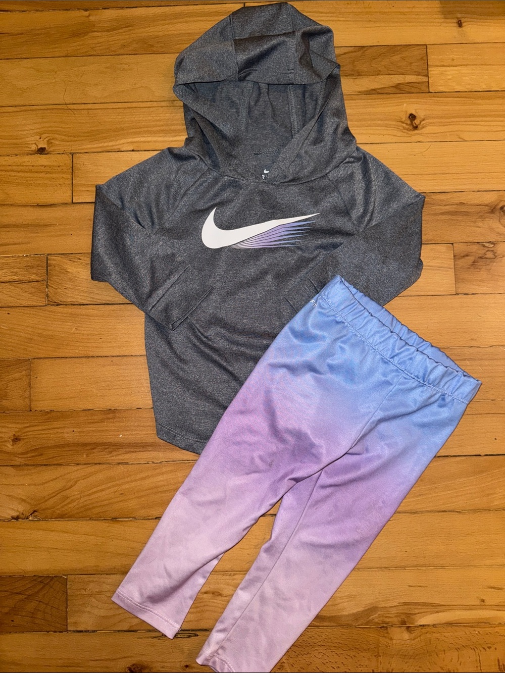 Nike Girls' Gray Hoodie with Blue-Purple Ombre Leggings 18m
